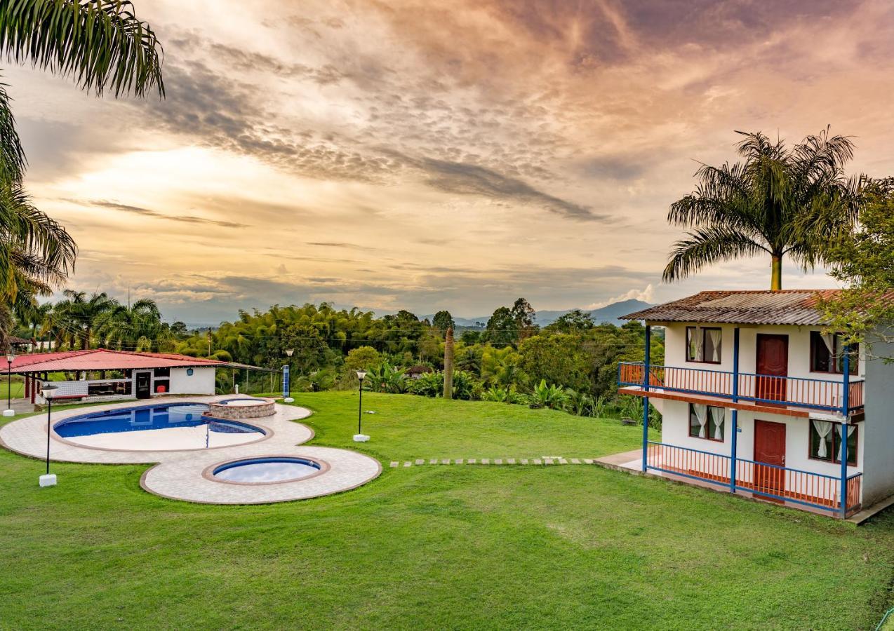 Hotel Rancho Chihuahua Filandia Zewnętrze zdjęcie