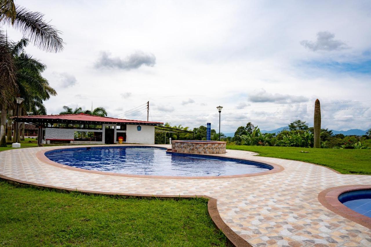 Hotel Rancho Chihuahua Filandia Zewnętrze zdjęcie