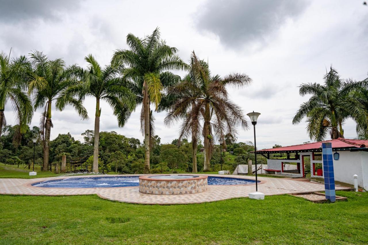 Hotel Rancho Chihuahua Filandia Zewnętrze zdjęcie